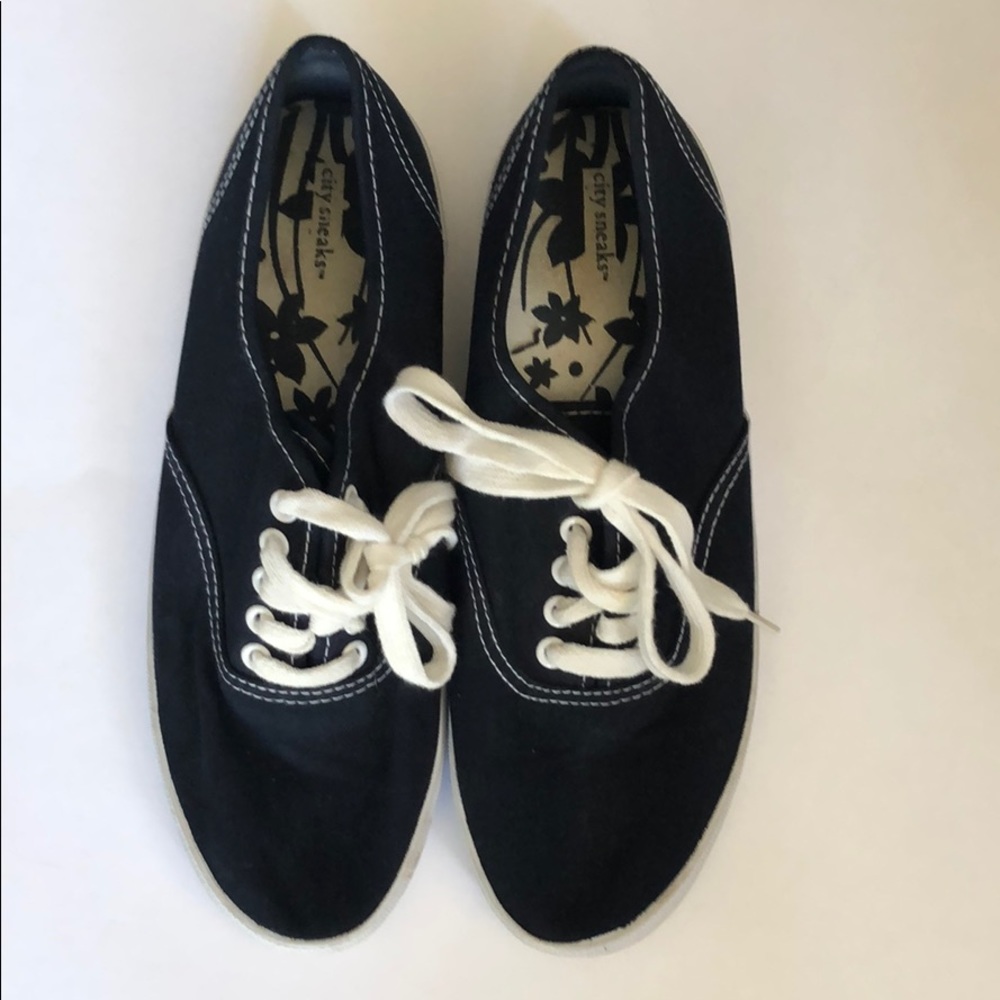Blue Tie Sneakers - Size 7.5